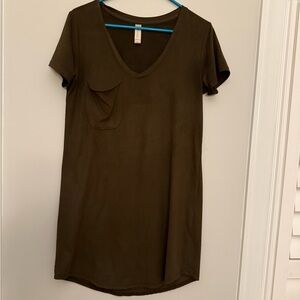 Suede Altar’d State casual T-shirt dress. Small
